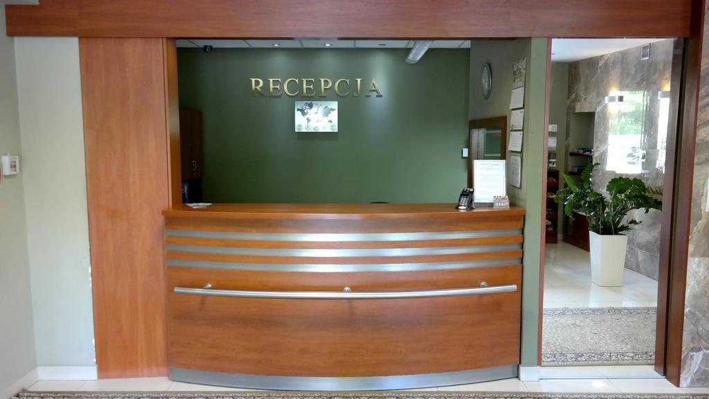 Scsk远舰中心公寓式酒店 克拉科夫 外观 照片